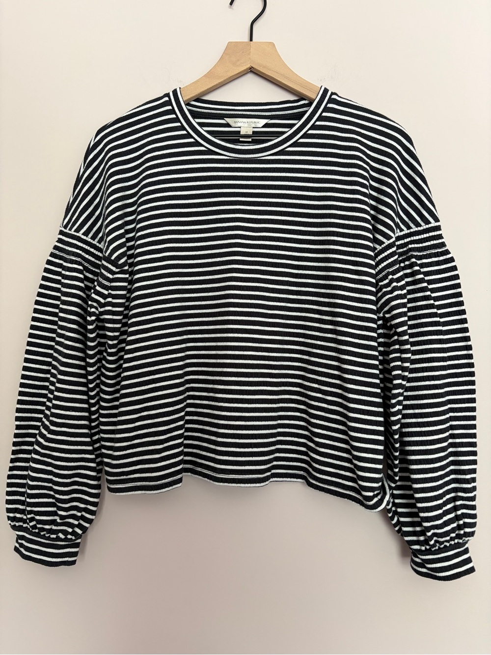 Banana Republic Black & White Striped Balloon Sleeve Top Medium